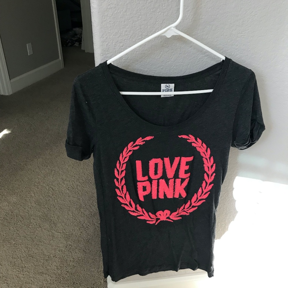 EMBOLISHED TEE